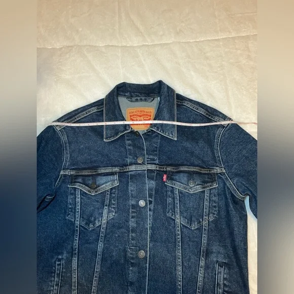 Levi’s Classic Blue Denim Jacket - Picture 4 of 10